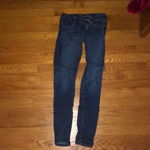 American Eagle Dark Washed Jegging Jeans